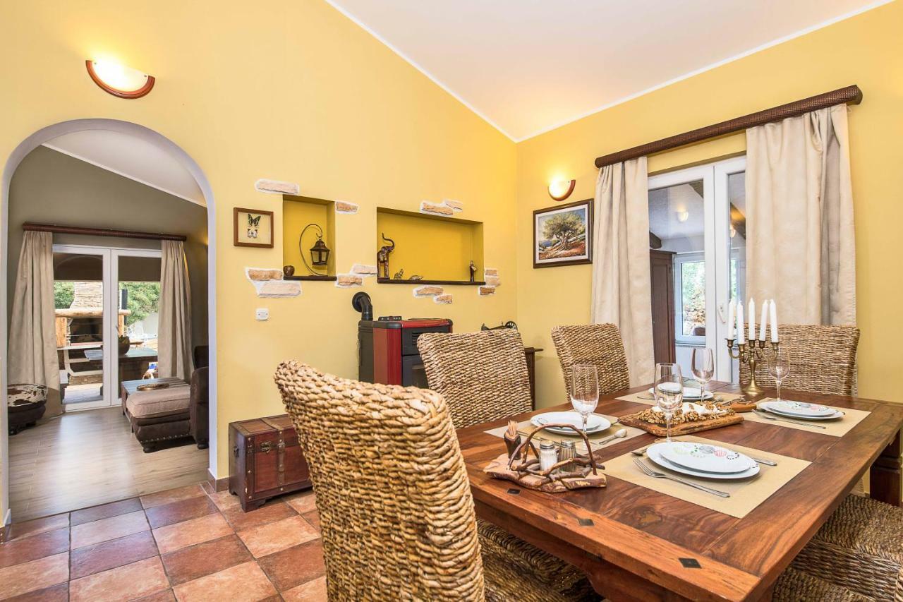 Haus Vita Pula Zewnętrze zdjęcie
